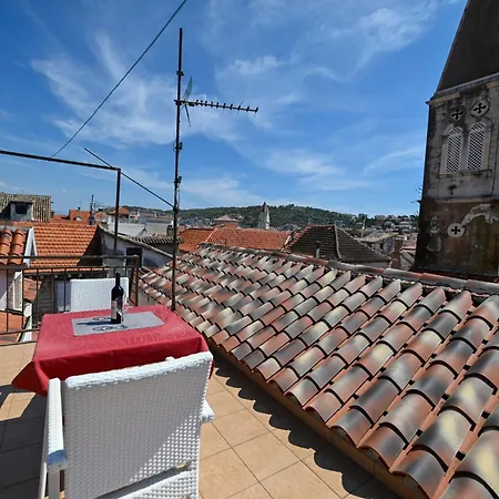 Holiday home Palace Andreis Trogir